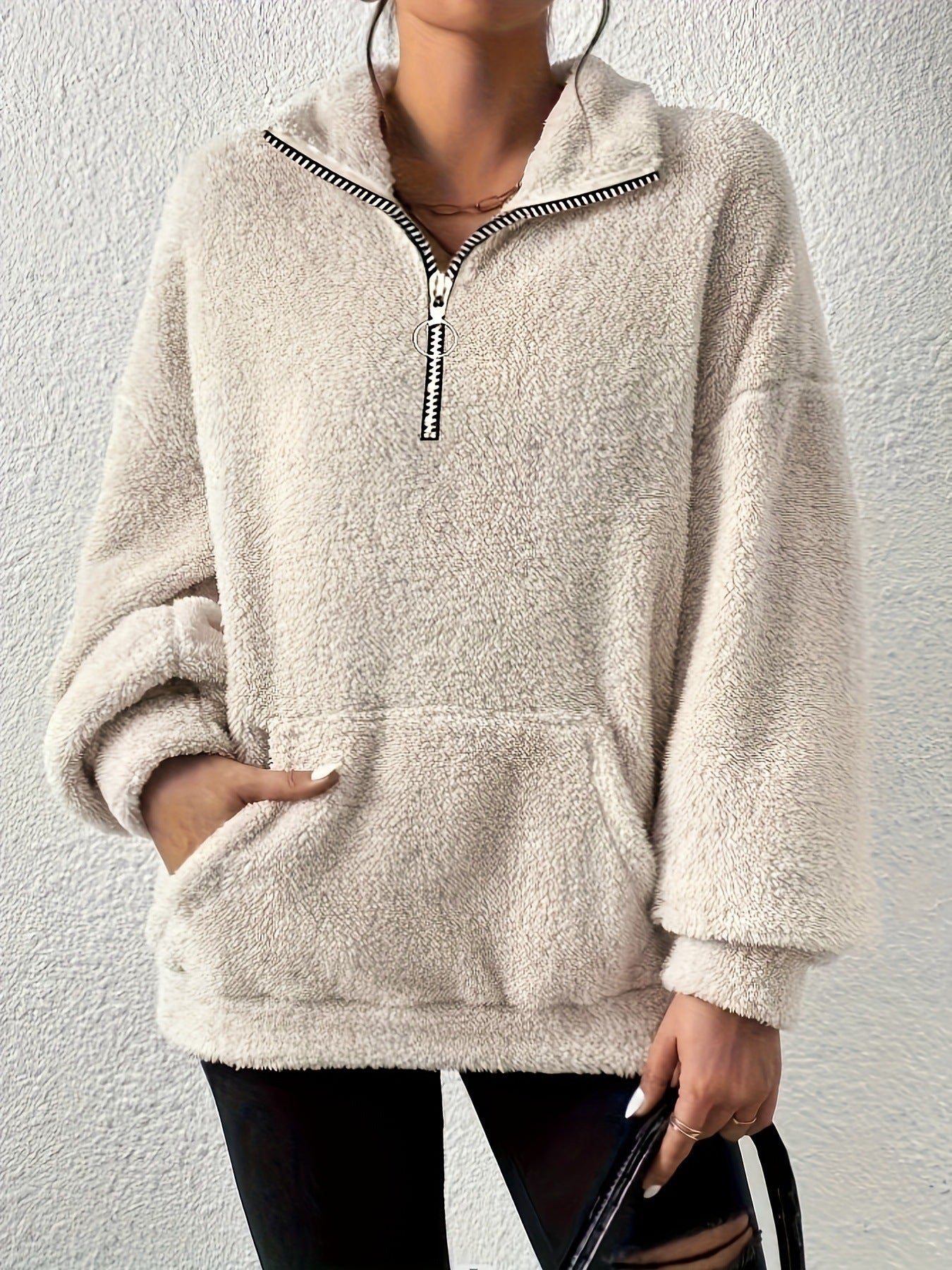 Damen kuscheliger Fleece-Pullover mit halbem Reißverschluss und Seitentaschen Krohn-e