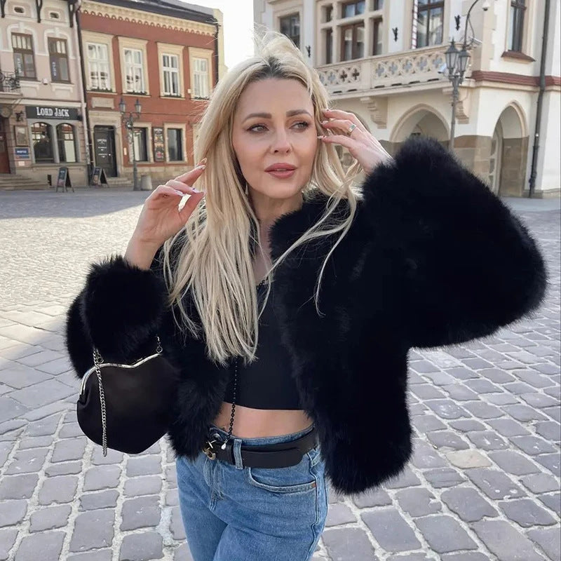 Damen Flauschige Kurzjacke aus Kunstpelz mit voluminösen Ärmeln Krohn-e