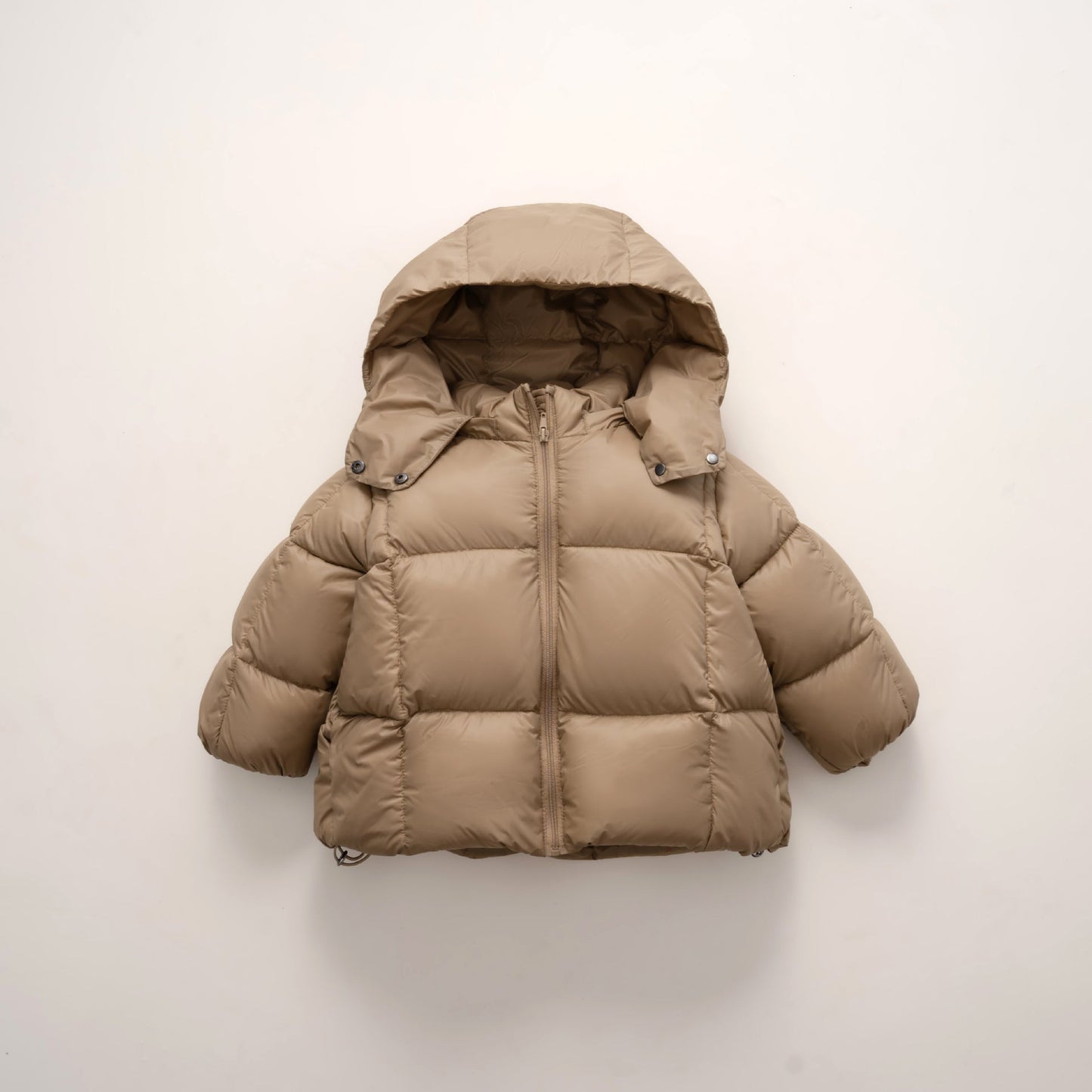 Damen moderne Daunenjacke mit abnehmbarer Kapuze und elastischen Bündchen Krohn-e
