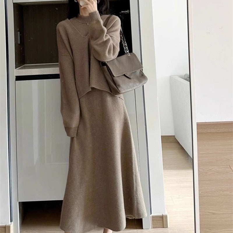 Damen Strickkleid mit lässigem Oversized-Oberteil und elegantem Rock Krohn-e