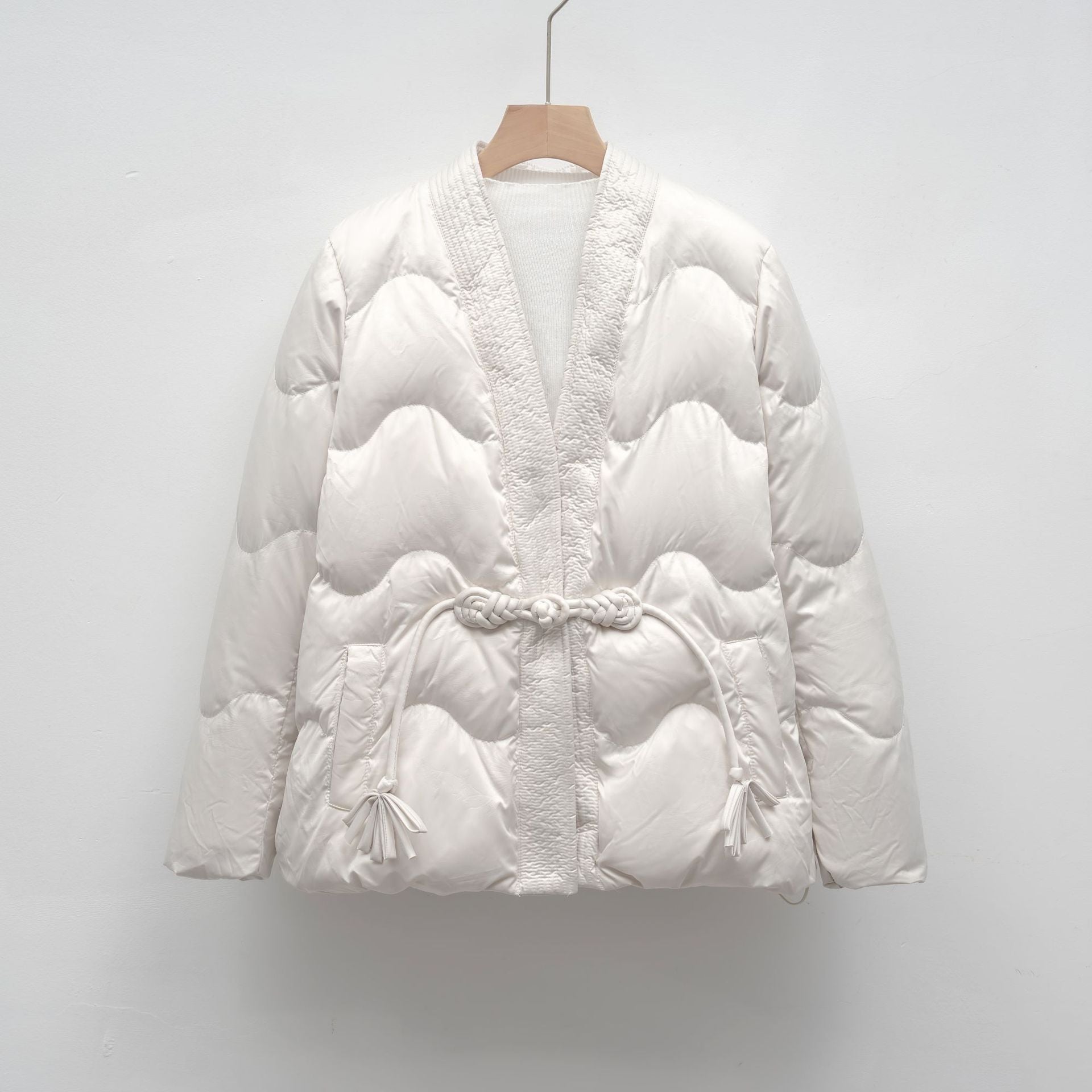 Damen Voluminöse Steppjacke mit Taillenzug und eleganter Struktur Krohn-e