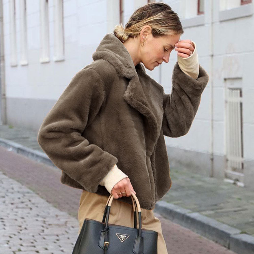 Damen Kuschelige Fleecejacke mit Reverskragen und Seitennaht Krohn-e