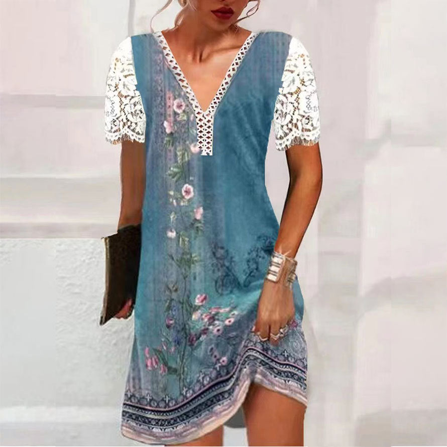 Elegantes Kleid mit Spitzeneinsatz, V-Ausschnitt und Druckmuster von Fudus