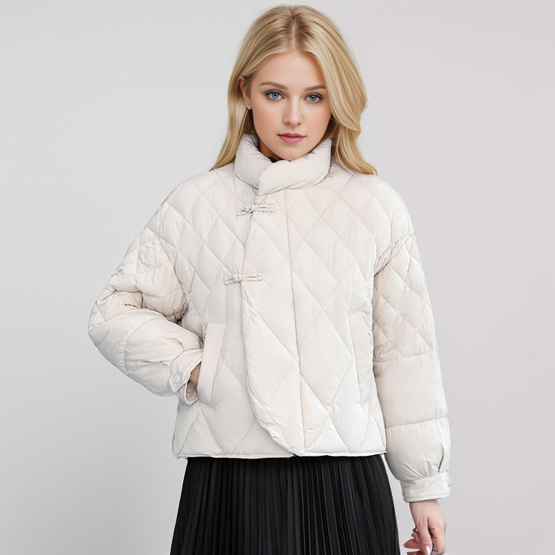 Damen gesteppte Jacke mit hohem Kragen und praktischen Druckknopfdetails Krohn-e