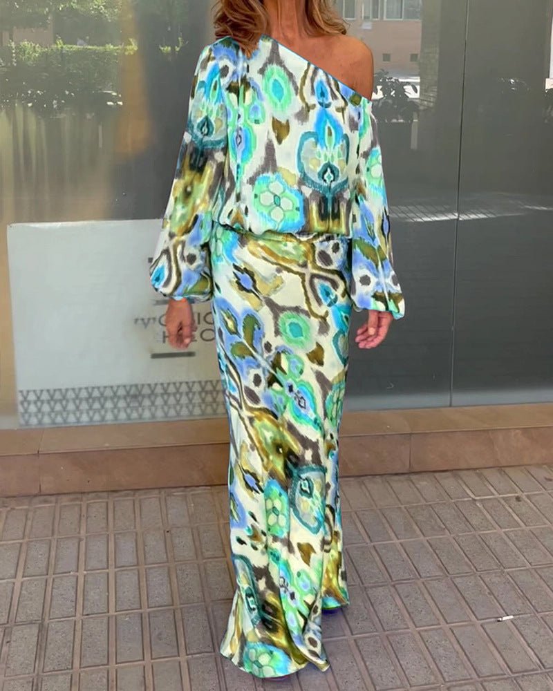 Damen Elegantes Maxikleid im grafischen Batikdesign mit Off-Shoulder-Ausschnitt und voluminösen Ärmeln Krohn-e