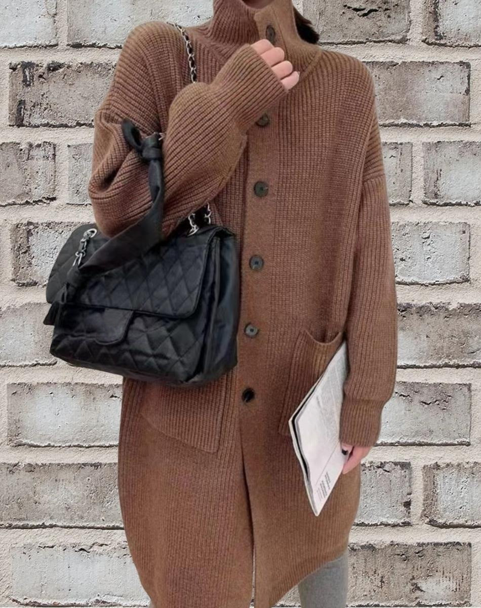 Damen Länger geschnittener Strickcardigan mit Knopfverschluss und aufgesetzten Taschen Krohn-e