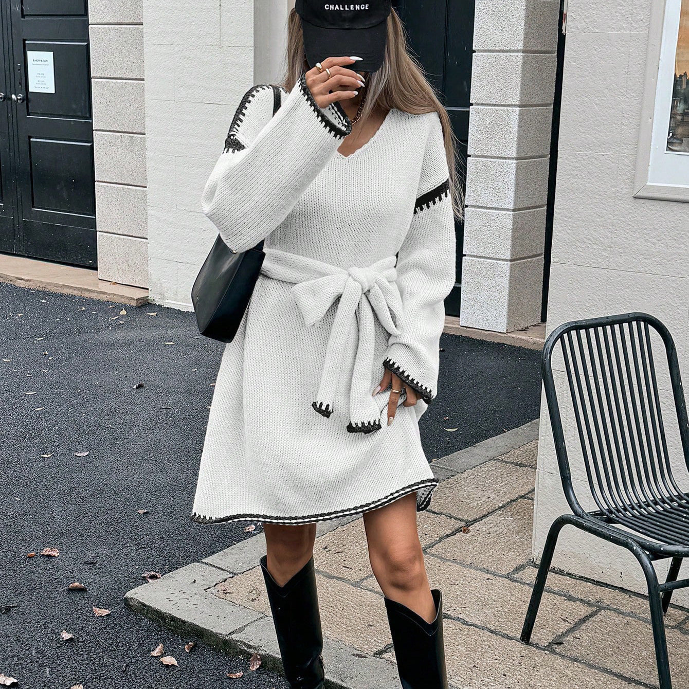 Damen Strickkleid mit Gürtel und V-Ausschnitt Krohn-e