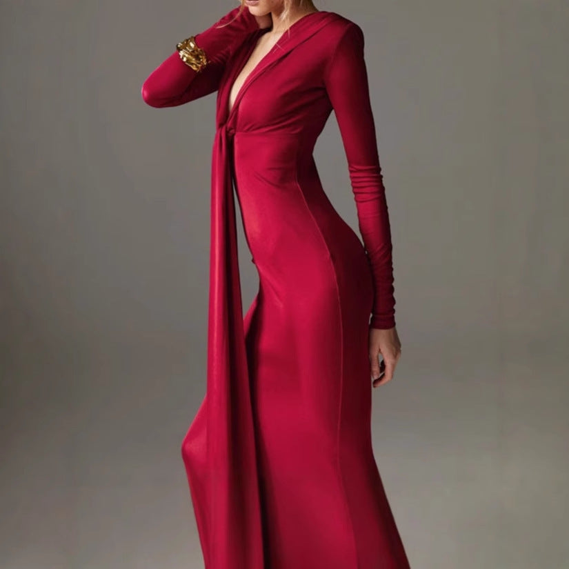 Damen Elegantes Langarm-Maxi-Kleid mit raffiniertem Knoten-Detail und figurformendem Design Krohn-e