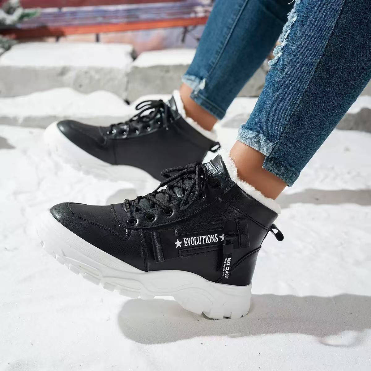 Damen gefütterte High-Top Sneakers mit rutschfester Sohle und modischem Design Krohn-e