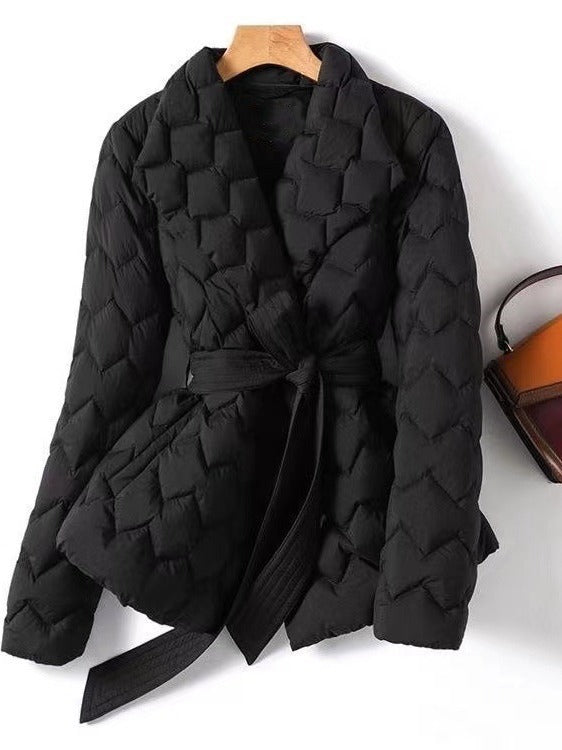 Krohn-e | Gepolsterte Steppjacke mit Bindegürtel