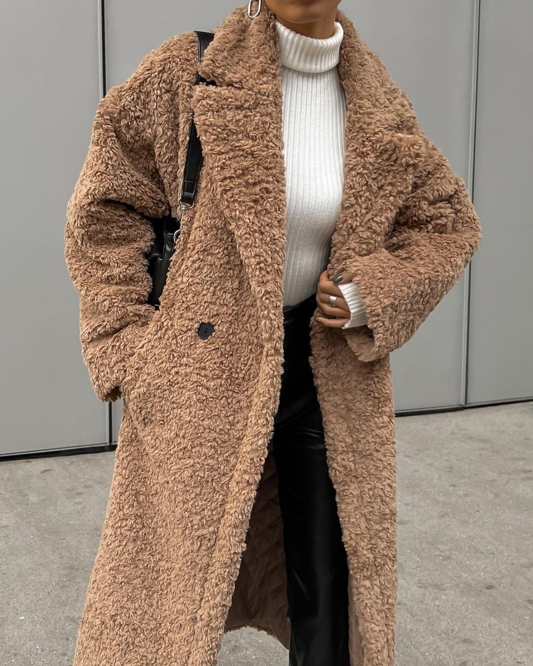 Damen Kuschelige Teddyfelljacke im eleganten Oversize-Design Krohn-e