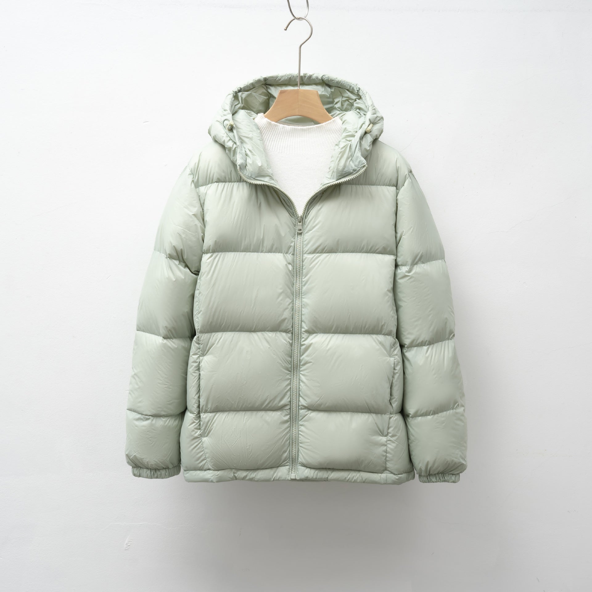 Damen leichte isolierte Winterjacke mit verstellbarer Kapuze Krohn-e