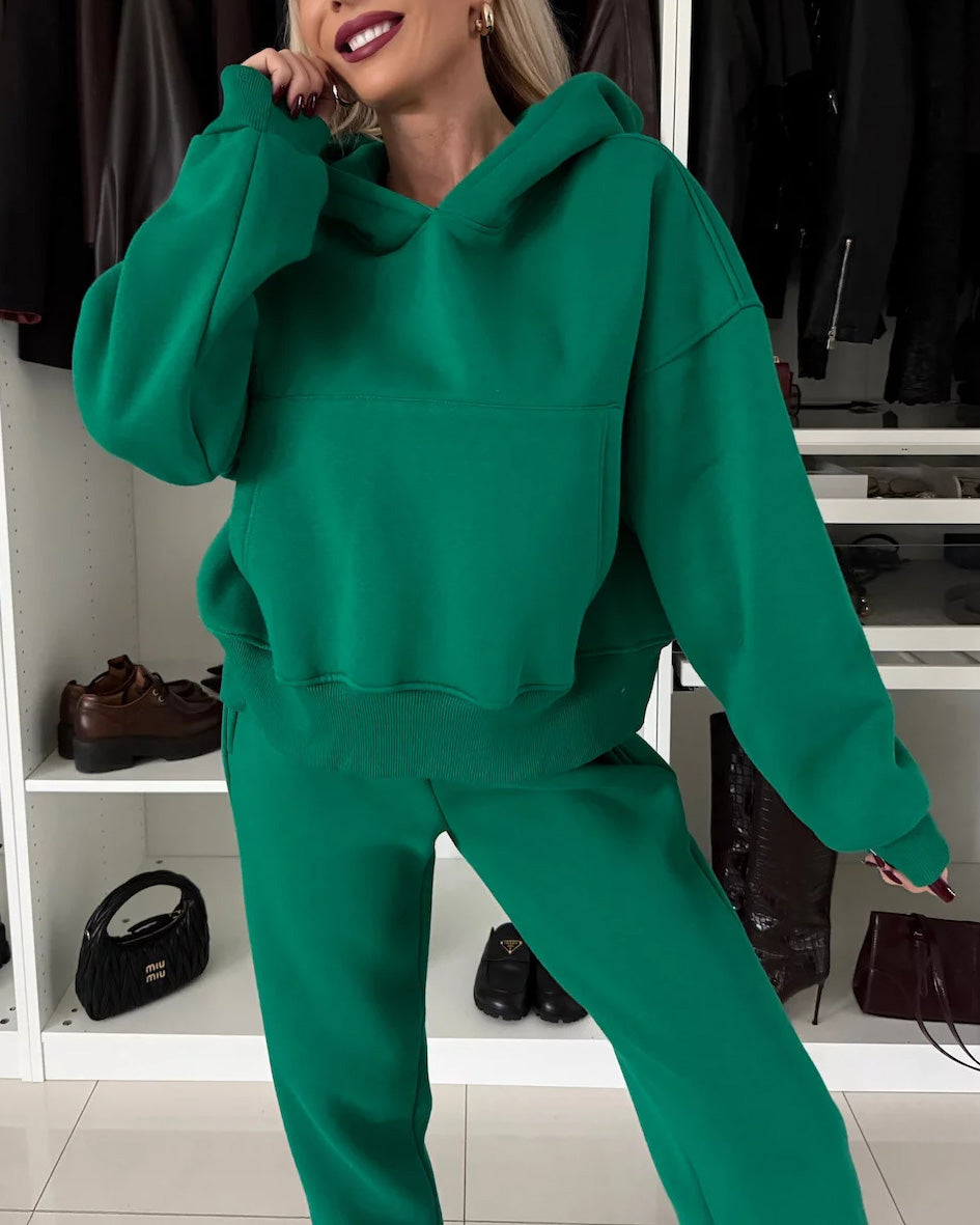 Krohn-e | Run Kapuzenpullover und Cropped Hose Zwei Teile Satz