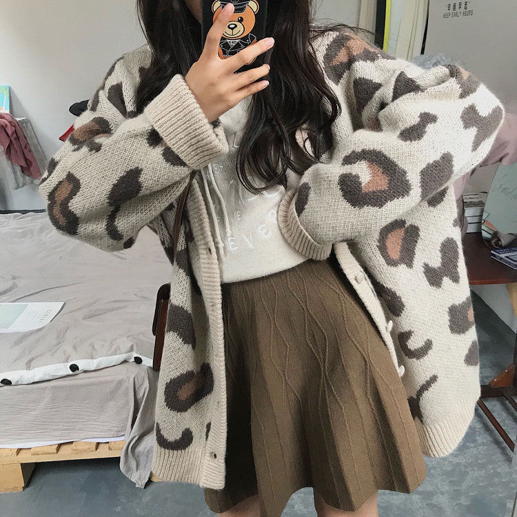 Damen Strickcardigan mit auffälligem Leopardenmuster und großzügigem Schnitt Krohn-e