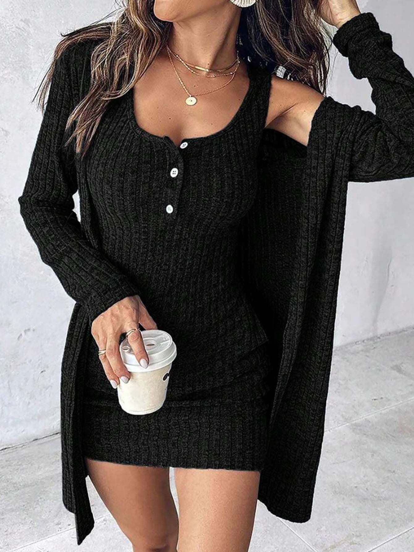 Damen Strickkleid mit Knopfdetails und passendem Cardigan Krohn-e