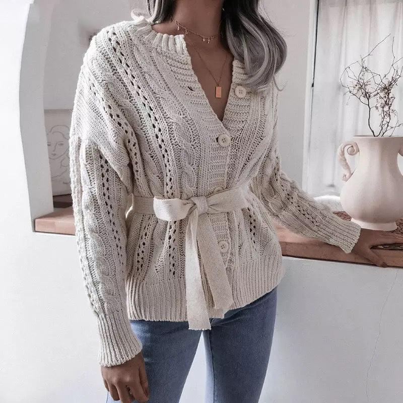 Damen Strickjacke mit Taillengürtel und auffälligem Muster Krohn-e