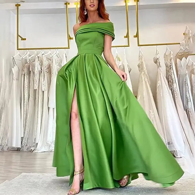 Fudus Elegantes Grünes Kleid mit hohem Beinschlitz