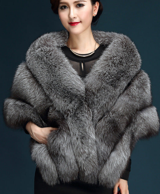 Damen Elegante Kunstpelz-Stola mit voluminösem Schnitt Krohn-e