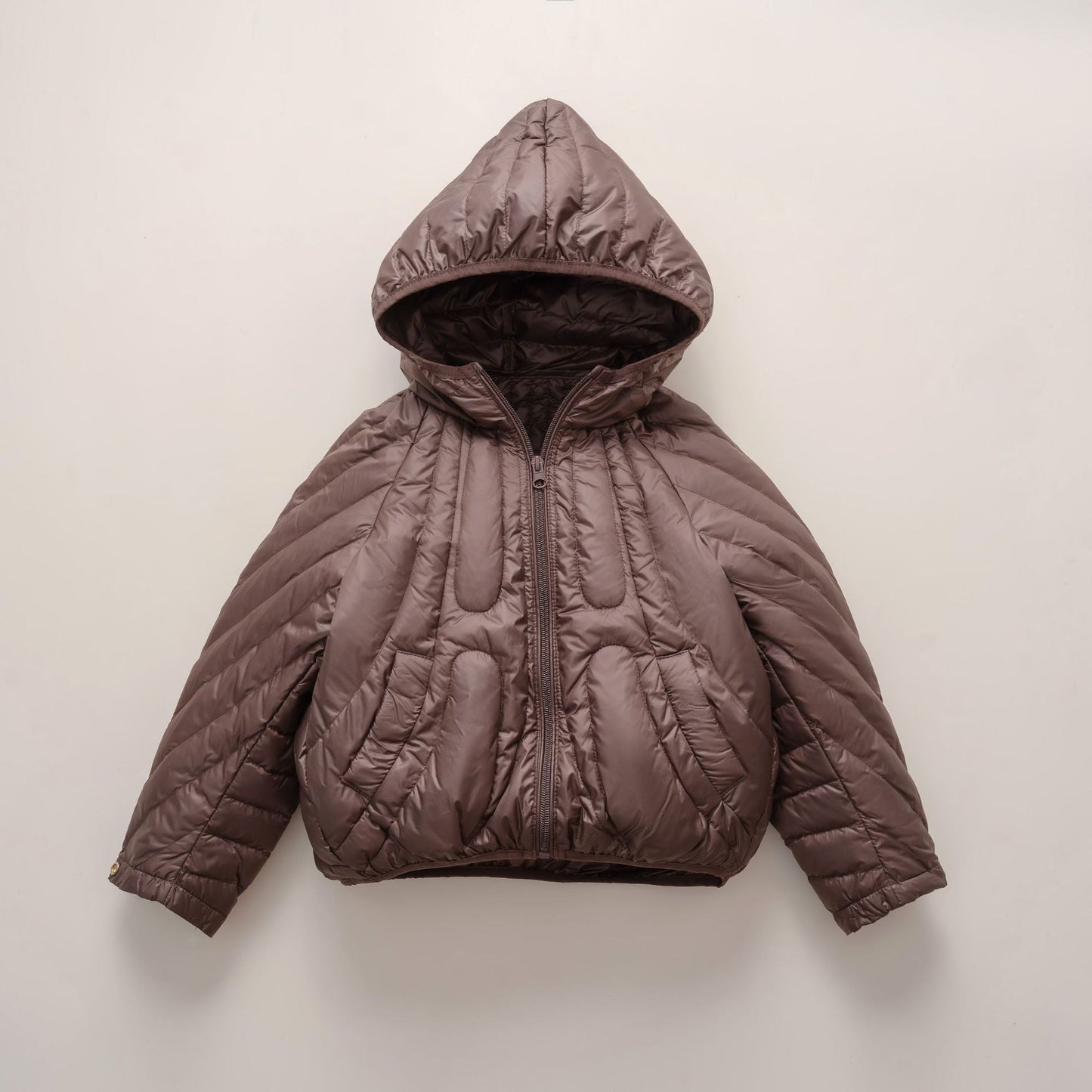 Damen gesteppte Jacke mit Kapuze und trendigem Design Krohn-e