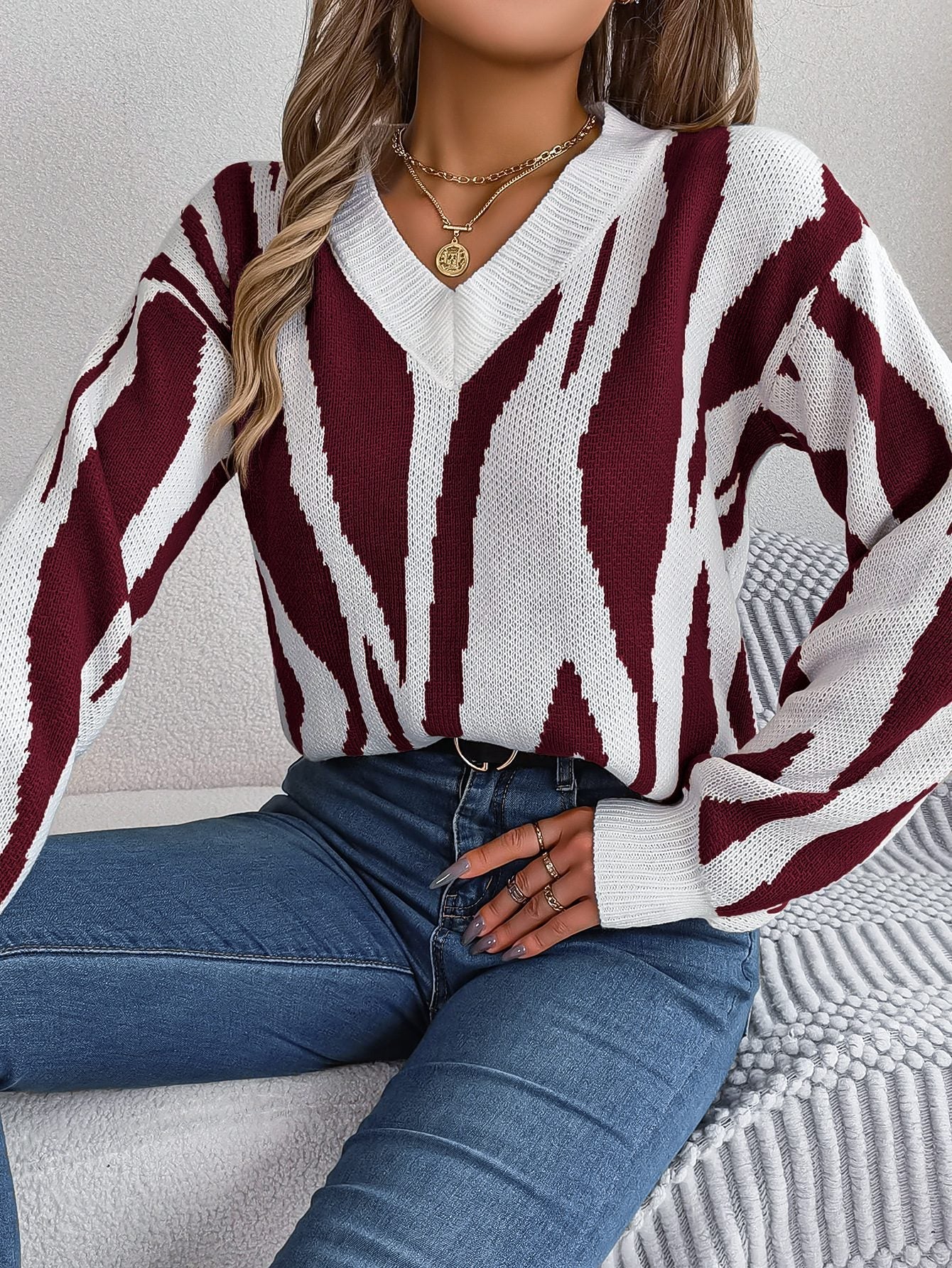 Krohn-e | Strickpullover mit Muster V-ausschnitt Design Trendy und Bequem