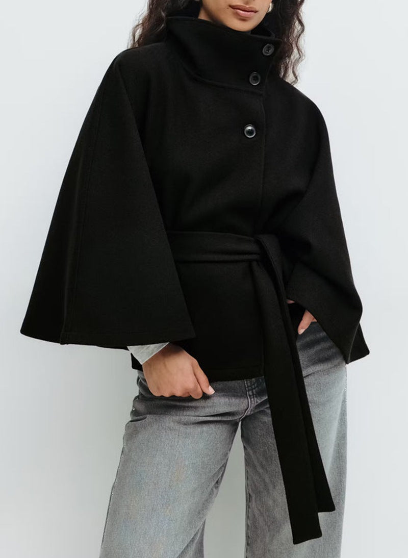 Krohn-e | Stehkragen Knopf Gürtel Cape Trenchcoat