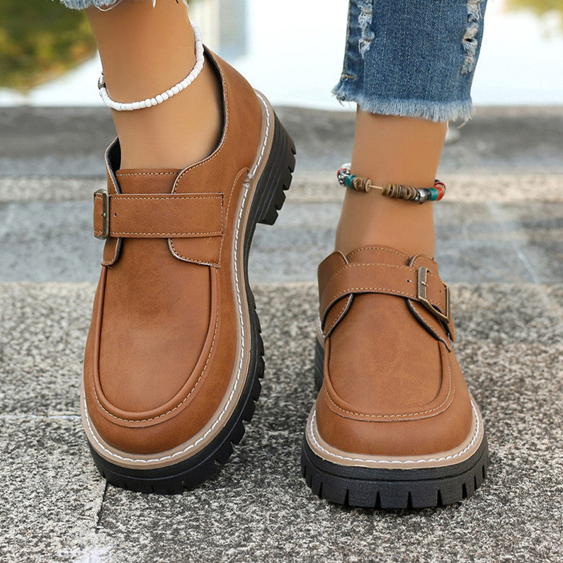Damen Modische Mokassins mit bequemer Sohle und schnallenverziertem Design Krohn-e