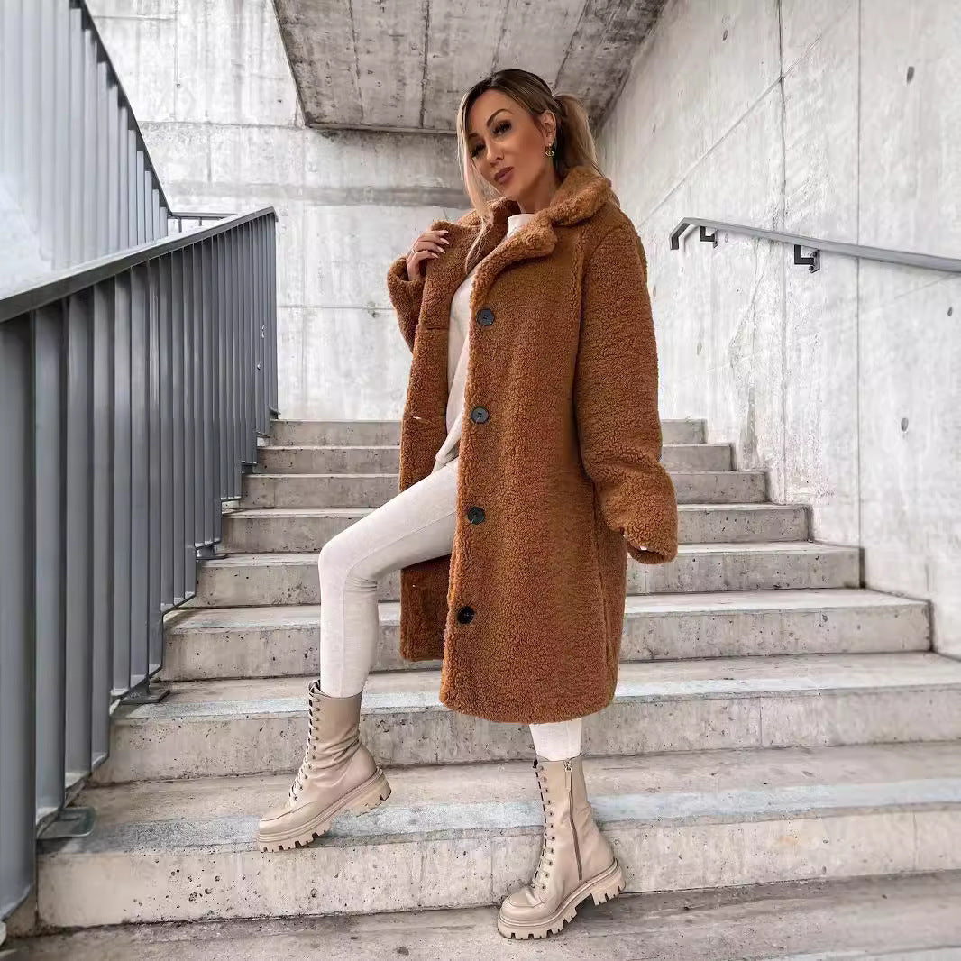 Krohn-e | Luxe Damen Teddyjacke mit Knöpfen und Taschen