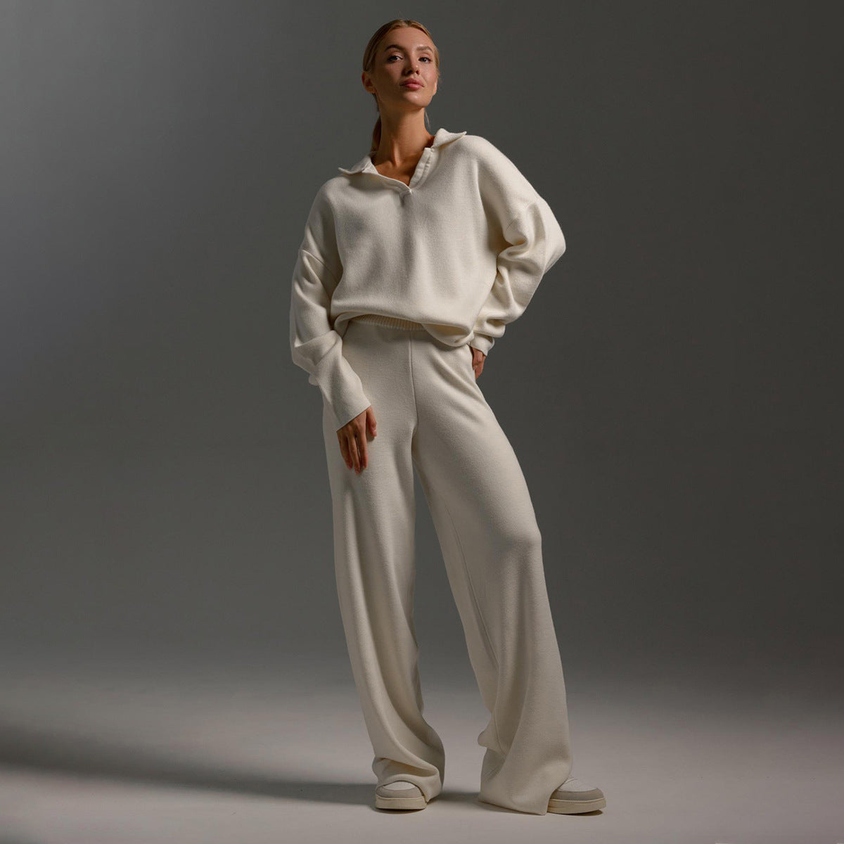Krohn-e | Lounge Satz mit Weiten Hose und Poloshirt
