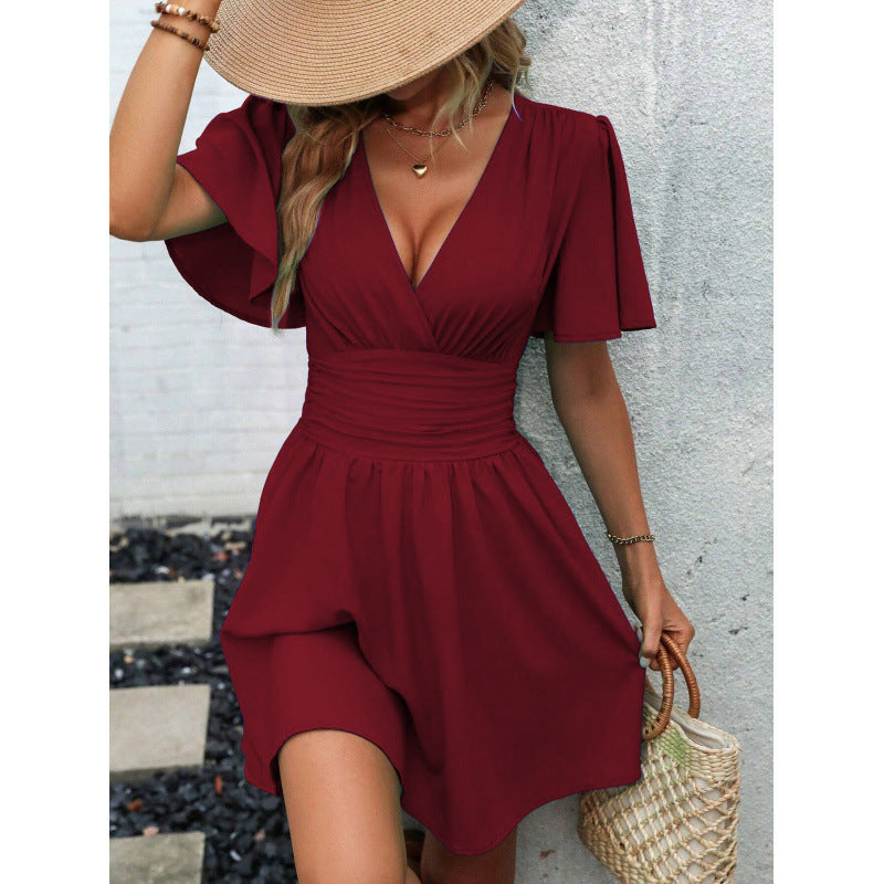 Fudus Gerüschtes Kleid mit V-Ausschnitt und Rüschenschulter