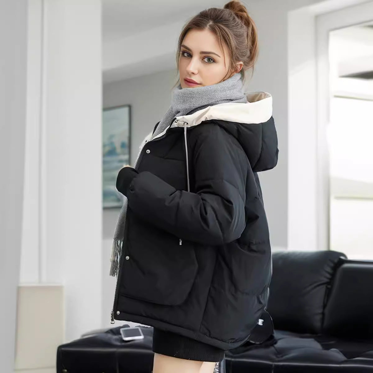 Damen modische Steppjacke mit abnehmbarer Kapuze und komfortabler Passform Krohn-e