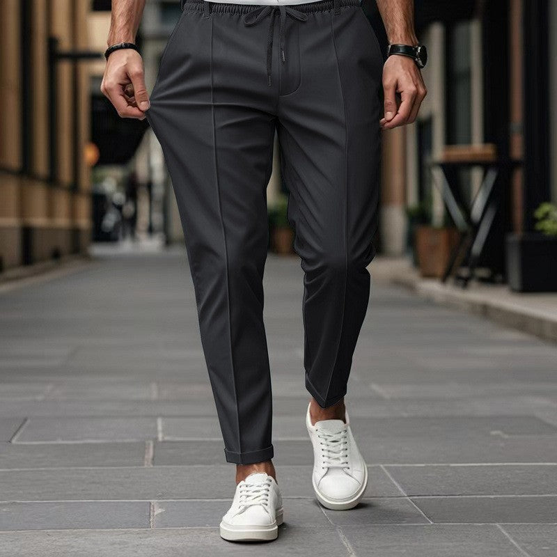 Herren modische Slim-Fit Jogginghose mit elastischem Bund und praktischen Seitentaschen Krohn-e