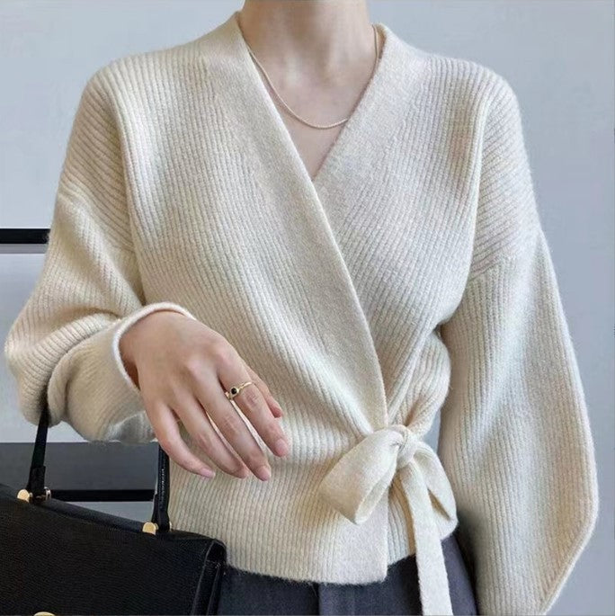 Damen Wickelstrickjacke mit weit geschnittenen Ärmeln und Taillengürtel Krohn-e