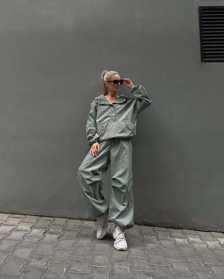 Damen Kurze Regenjacke Krohn-e