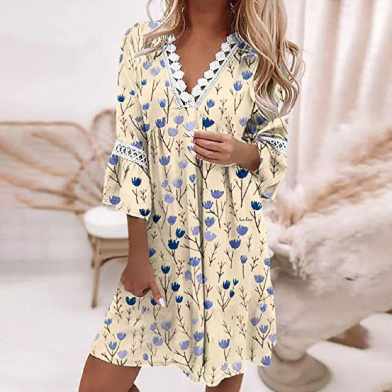 Damen Blumiges Tunika-Kleid mit Spitzenakzenten Krohn-e