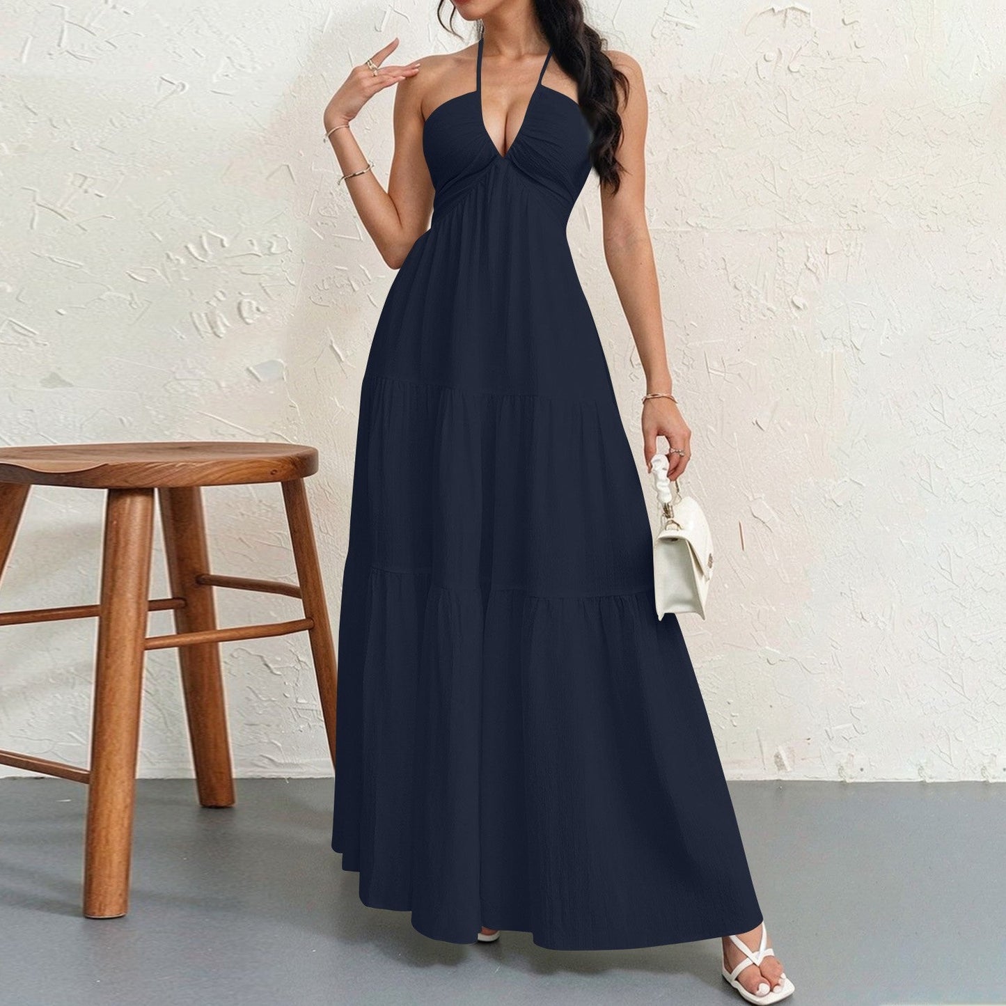 Damen Maxikleid mit fließendem Schnitt und tiefem Ausschnitt Krohn-e