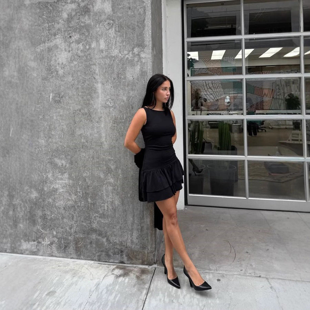 Schlankes, elegantes figurbetontes Kleid von Fudus