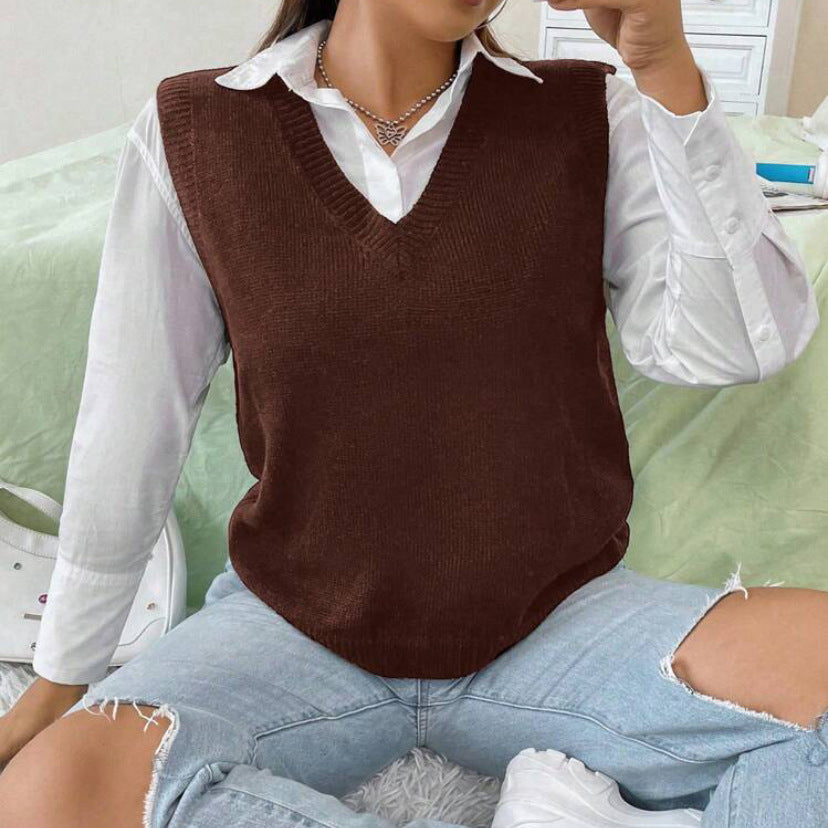 Damen Strickweste mit V-Ausschnitt und feinem Rippstrickmuster Krohn-e