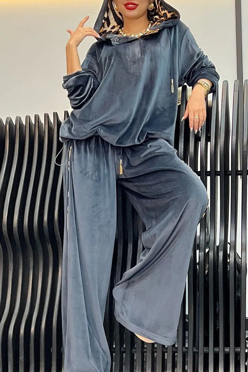 Damen Sportliches Loungewear-Set aus weichem Velours mit Kapuze Krohn-e
