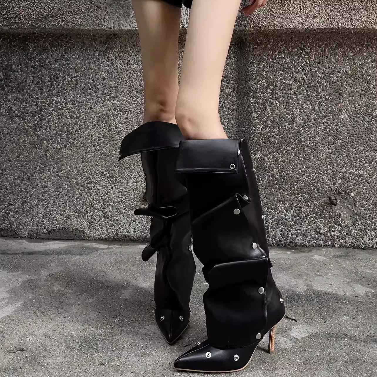 Damen Stylishe Overknee-Stiefel mit innovativem Design und elegantem Absatz Krohn-e