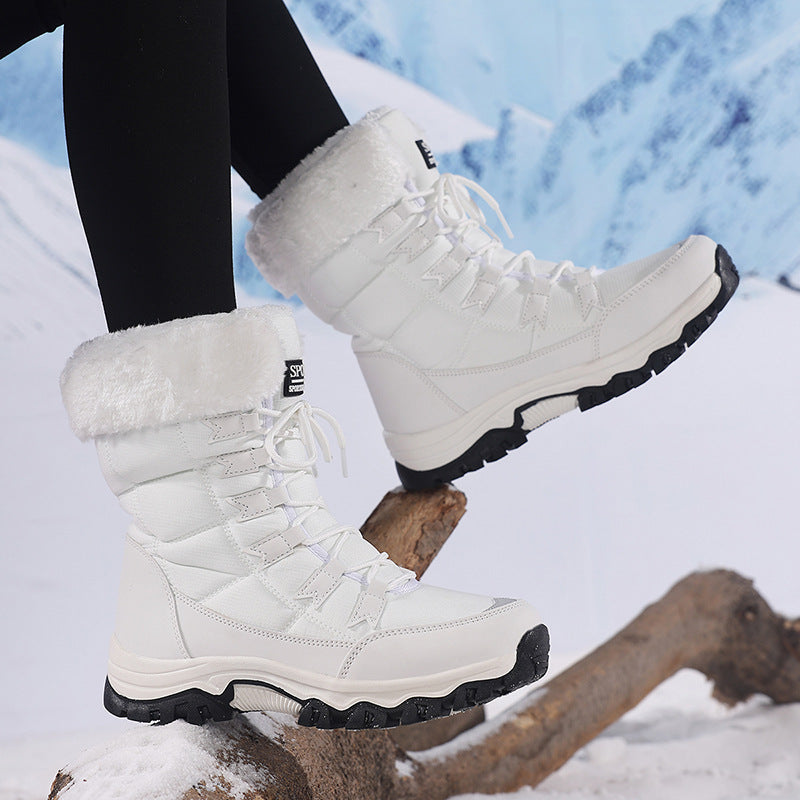 Damen Isolierte Winterstiefel mit rutschfester Sohlenkonstruktion und kuscheligem Innenfutter Krohn-e