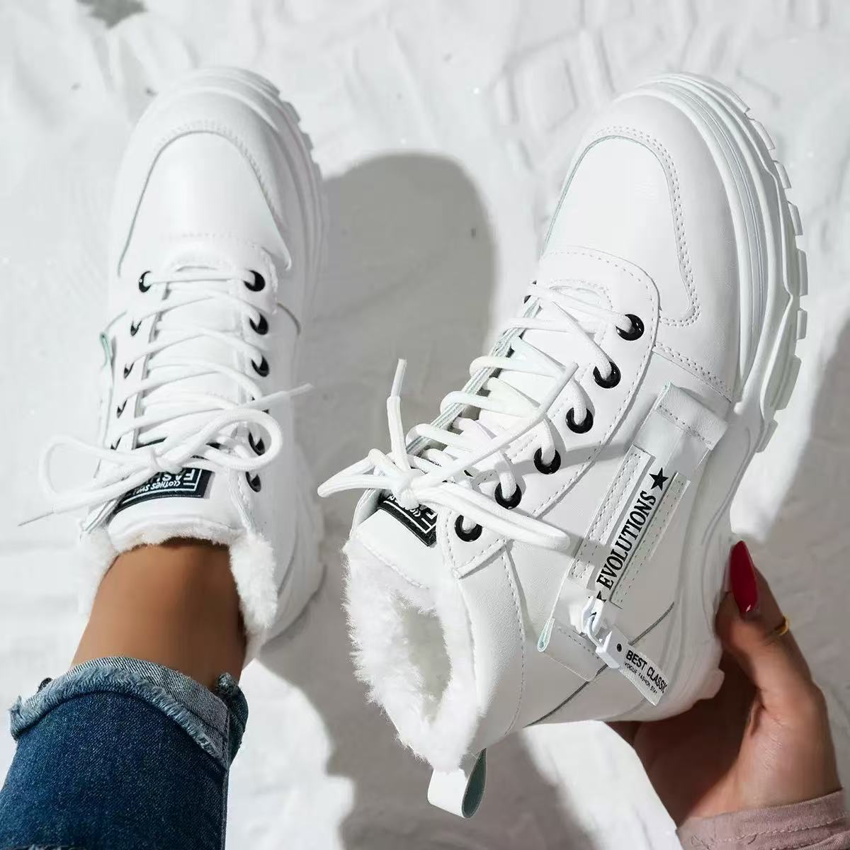 Damen gefütterte High-Top Sneakers mit rutschfester Sohle und modischem Design Krohn-e