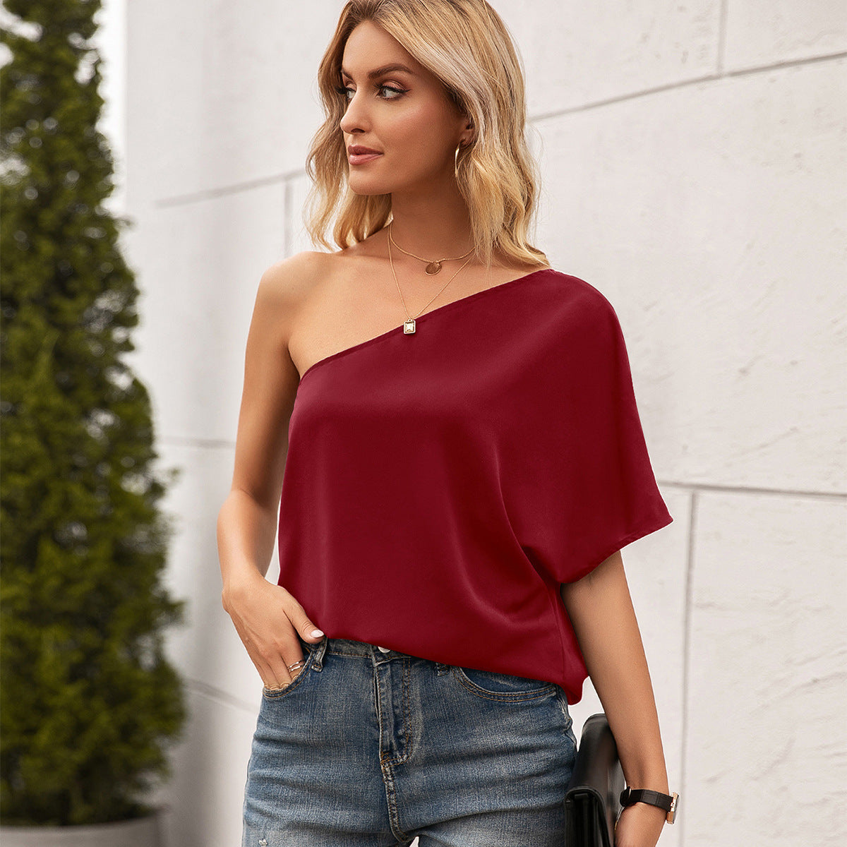 Damen asymmetrisches Blusenshirt mit einem lässigen Schnitt und elegantem Design Krohn-e