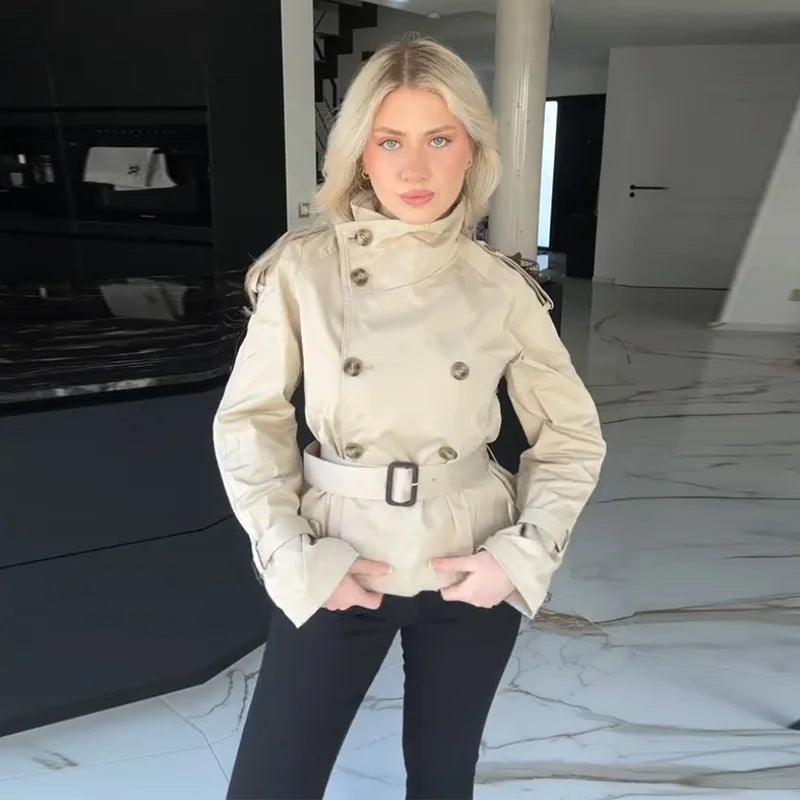 Damen Eleganter Kurz-Trenchcoat mit doppelter Knopfleiste und Taillengürtel Krohn-e