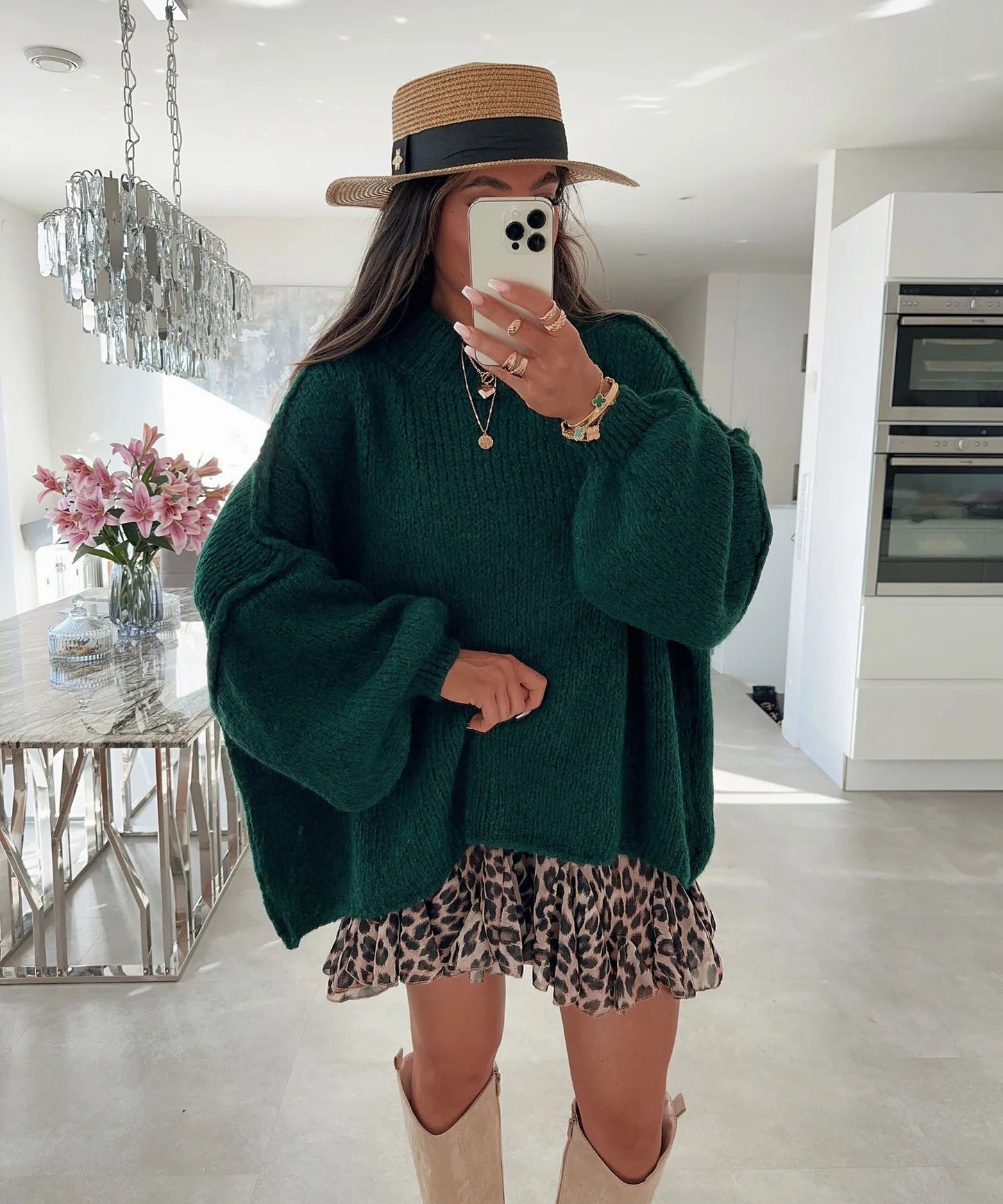 Damen lässiger Oversize Pullover mit hohen Ärmeln und unkonventionellem Schnitt Krohn-e