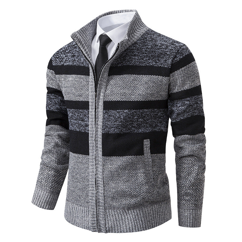 Herren Strickjacke mit Stehkragen und modernem Streifenmuster Krohn-e