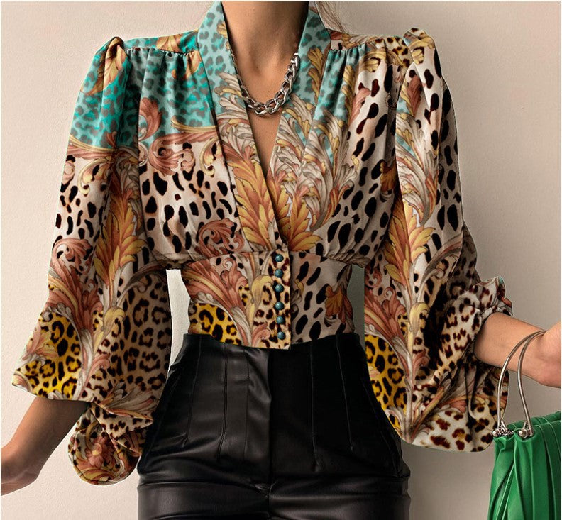 Romantische Bluse mit V-Ausschnitt und Laternenärmeln von Fudus