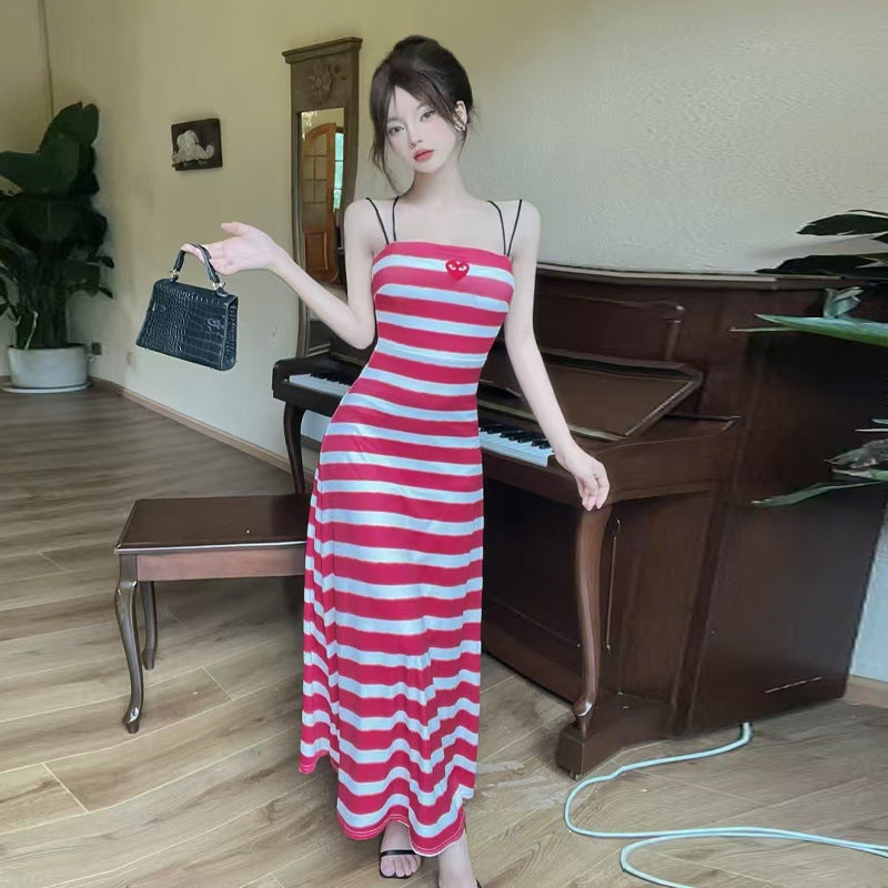 Fudus Rückenfrei Spaghettiträgerkleid, schlank gestrickt