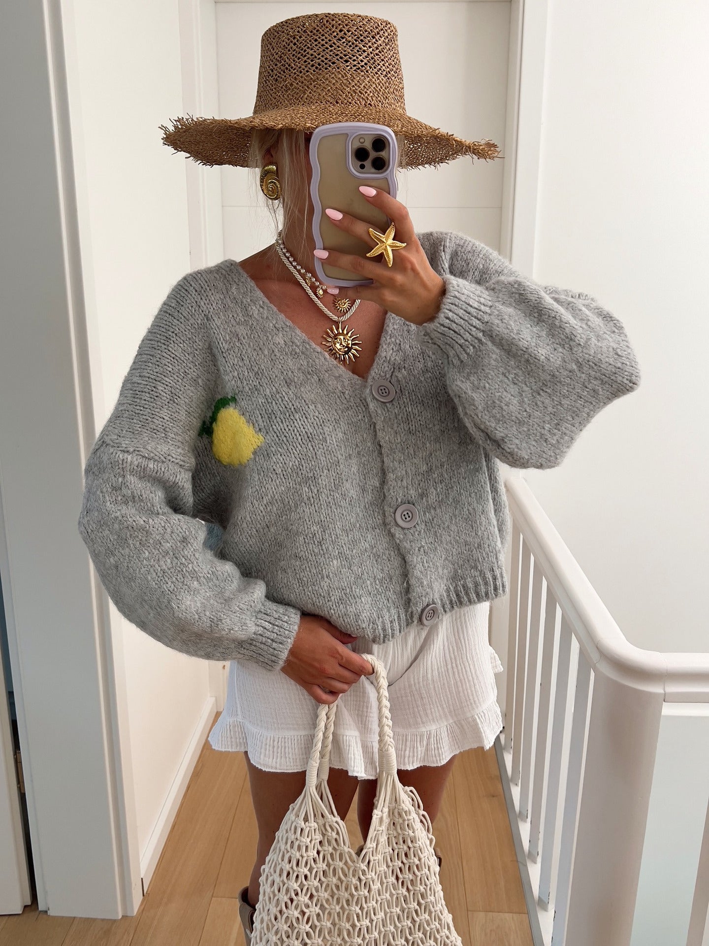 Damen Grober Strickcardigan mit einzigartigem Zitronenmotiv und knopfbarem Verschluss Krohn-e