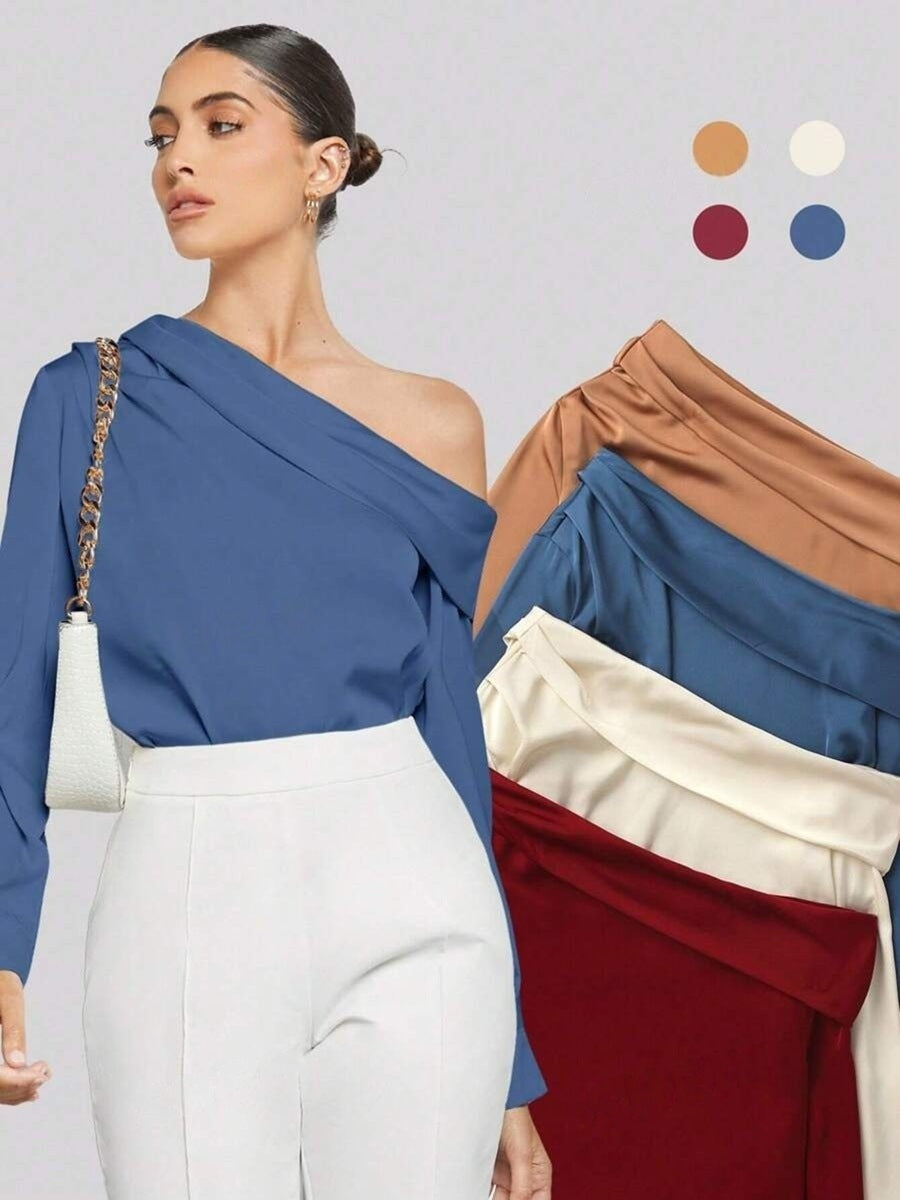 Langarmshirt aus Satin mit Falten und schulterfreien Ausschnitt von Fudus
