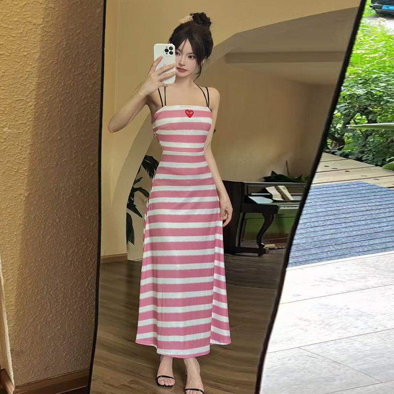 Fudus Rückenfrei Spaghettiträgerkleid, schlank gestrickt